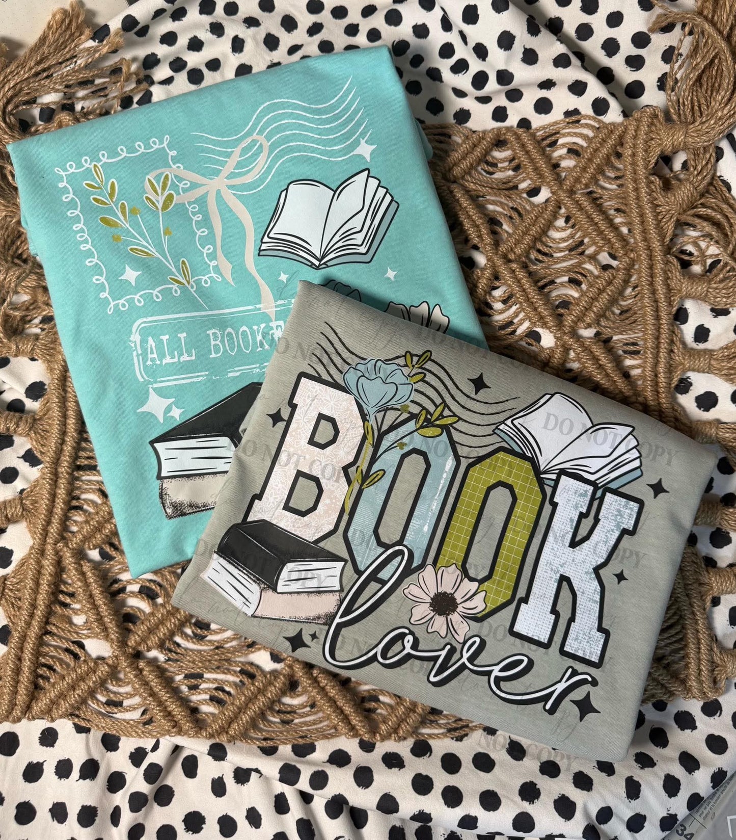 Book Lover | Shirt |Sweatshirt | Pullover | Hoodie | Crewneck | Long Sleeves | Fleece | Warmth